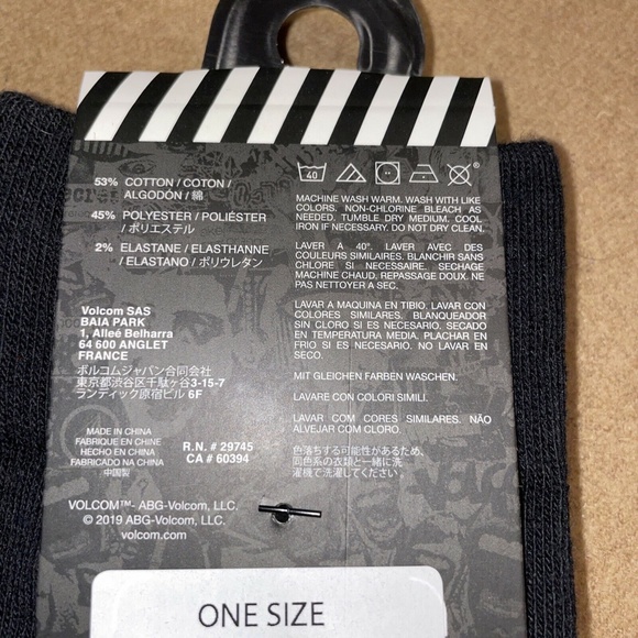 VOLCOM Skate Streetwear Mens true crew socks "Summer Waves Black" New with tags - Picture 4 of 4